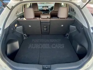 Toyota Yaris 2021 Pearl