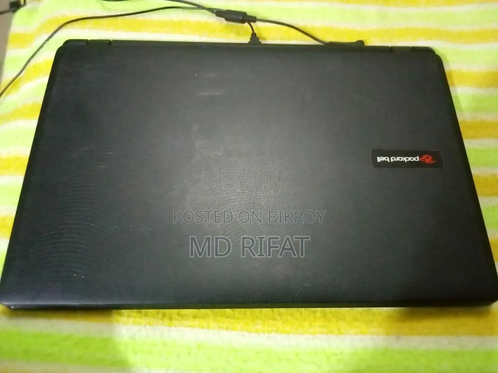 Laptop Acer Aspire ES1-531 4GB Intel Pentium HDD+SSD 250GB