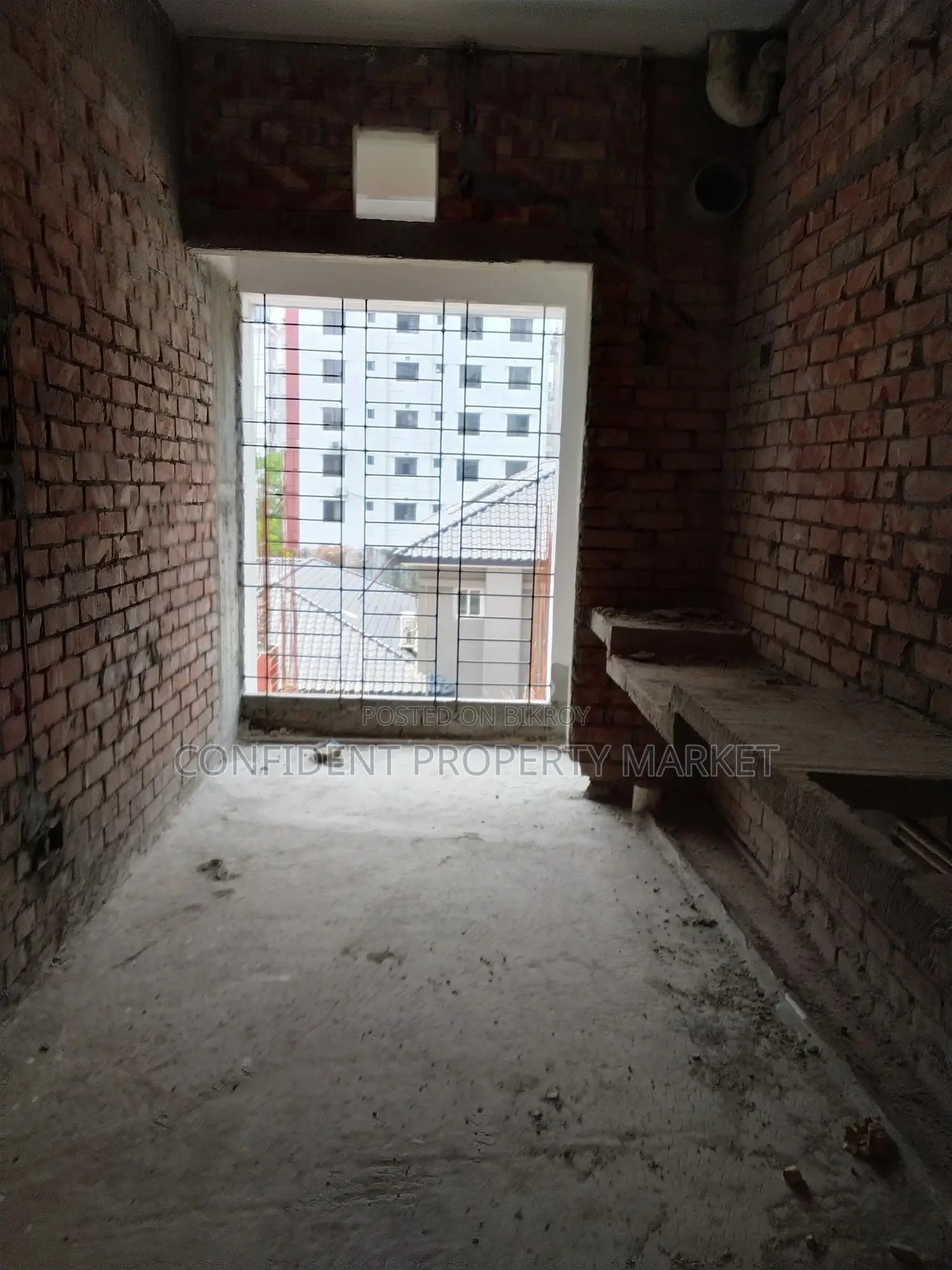 4bdrm Apartment in Confident Property, Baridhara for Sale