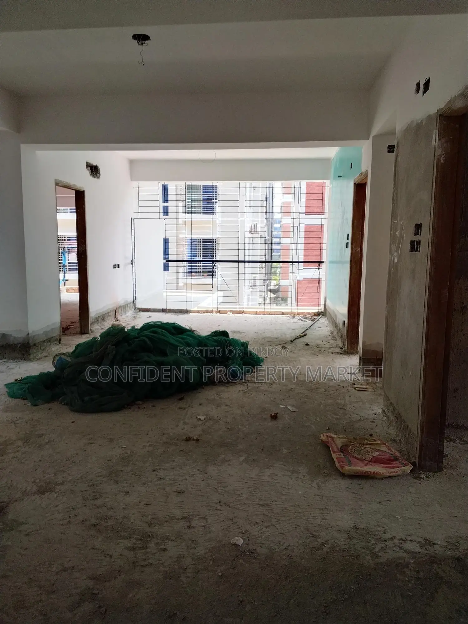 4bdrm Apartment in Confident Property, Baridhara for Sale