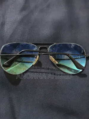 Ray-Ban Sunglass