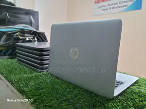 Laptop HP EliteBook 820 8GB Intel Core I5 SSD 256GB