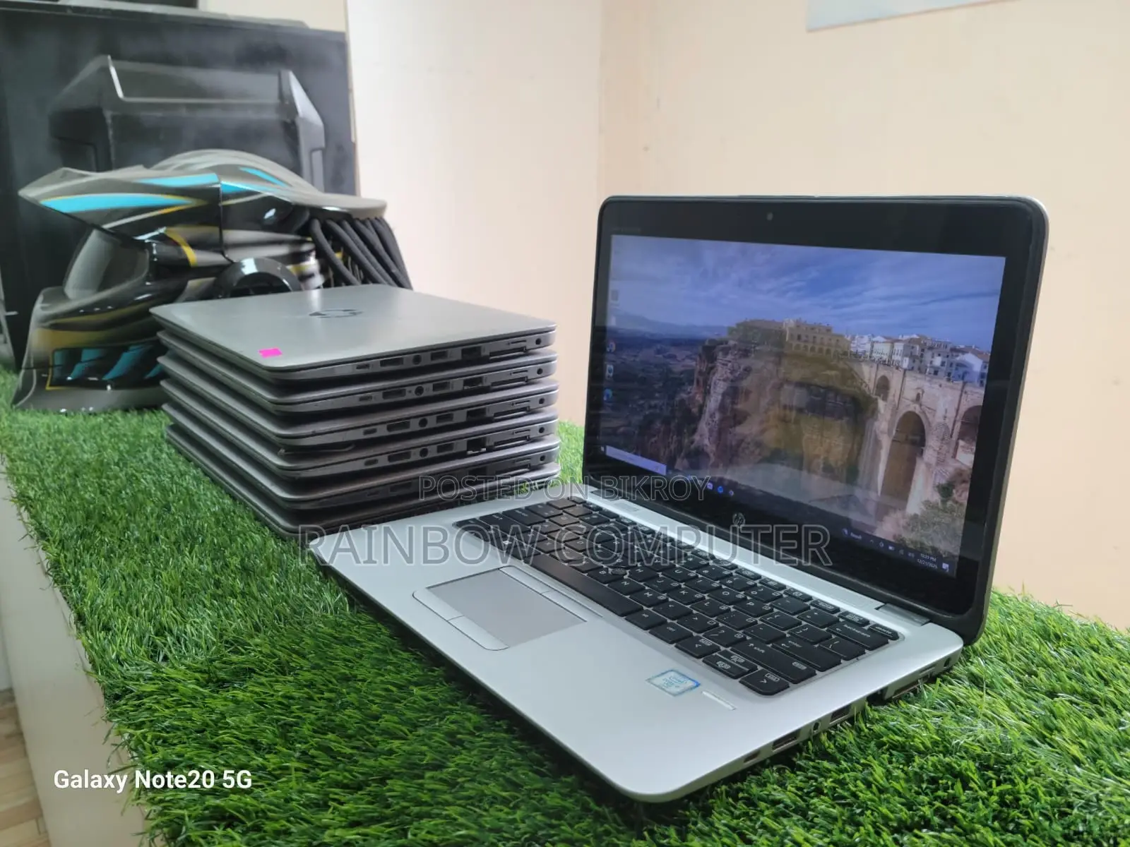 Laptop HP EliteBook 820 8GB Intel Core I5 SSD 256GB