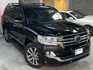 Toyota Land Cruiser 4.5 V8 VXR 2020 Black