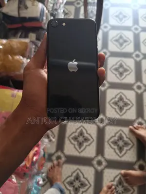 Apple iPhone SE 64 GB Black