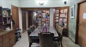 4bdrm Apartment in Basundhara for sale