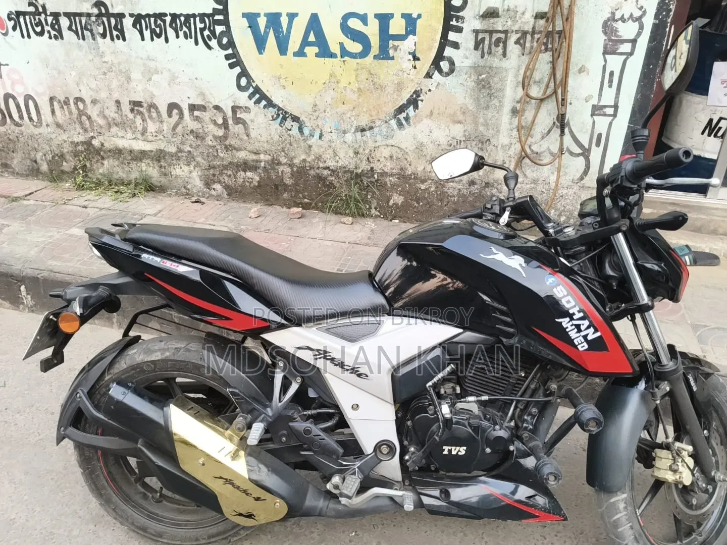 TVS Apache RTR 160 4V 2022 Black