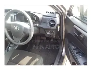 Toyota Axio 2022 Brown