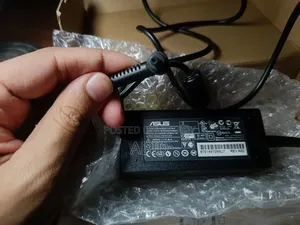 Asus 45 Watt Charger