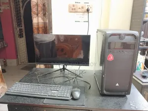 Desktop Computer Gigabyte GB-BKi7A-7500 8GB Intel Core I7 HDD+SSD 128GB