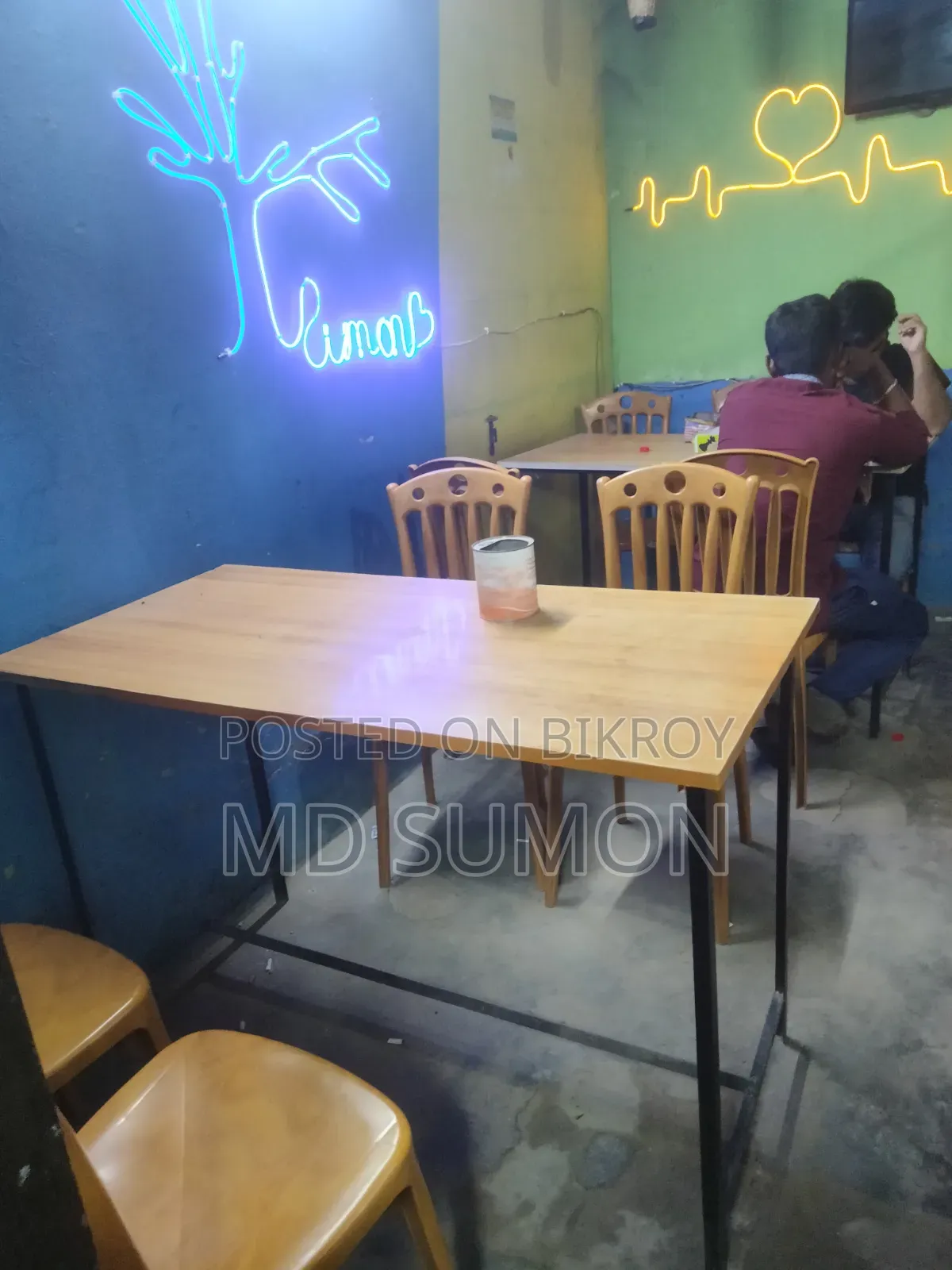 রেস্টুরেন্ট এক্সেসরিজ