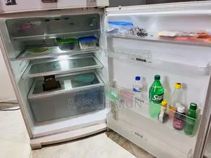 ৫২৬ লিটার শার্প রেফ্রিজারেটর
