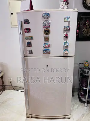 ৫২৬ লিটার শার্প রেফ্রিজারেটর