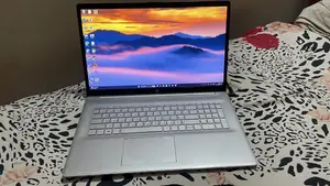 Laptop HP 17-3000 12GB Intel Core I5 HDD+SSD 1.5T