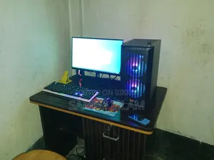 Desktop Computer Asus 8GB Intel Core I5 SSHD+SSD 32GB