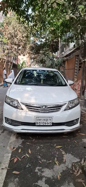 নতুন টয়োটা অ্যালিয়ন ২০১৪ সাদা