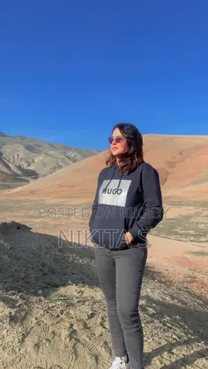 Sweat Shirt