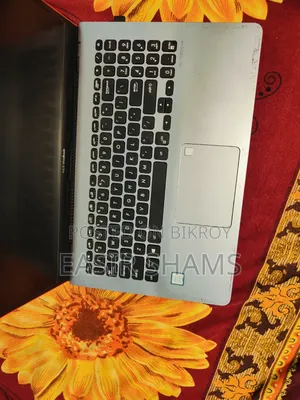 Laptop Asus VivoBook S15 S530UN 12GB Intel Core I5 SSD 256GB