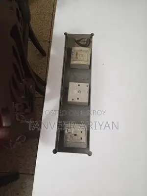 কম্পিউটার টেবিল