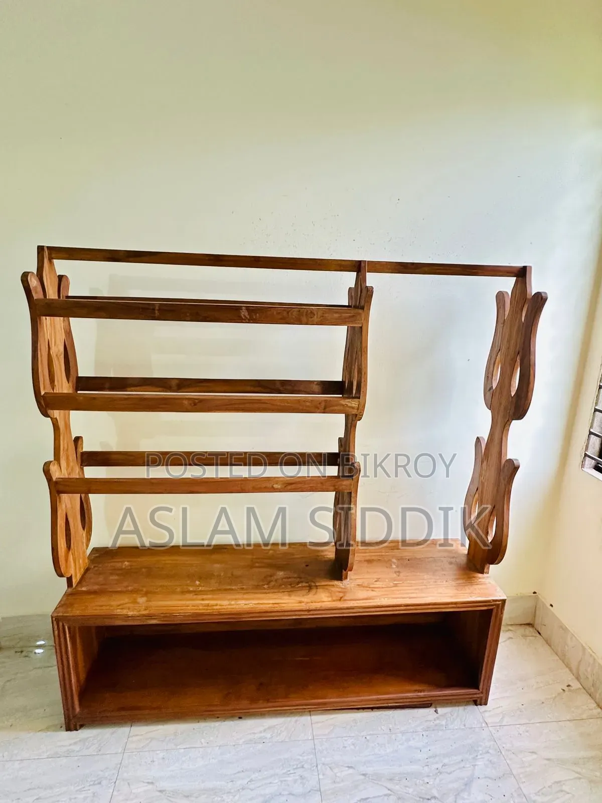 Teak Wood Clothes Rack, Brand New Condition