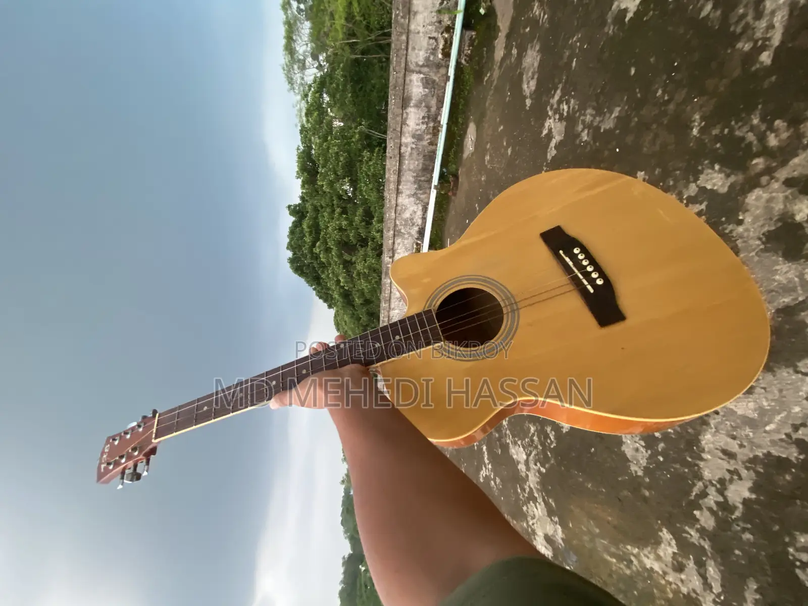 Axe Guitar
