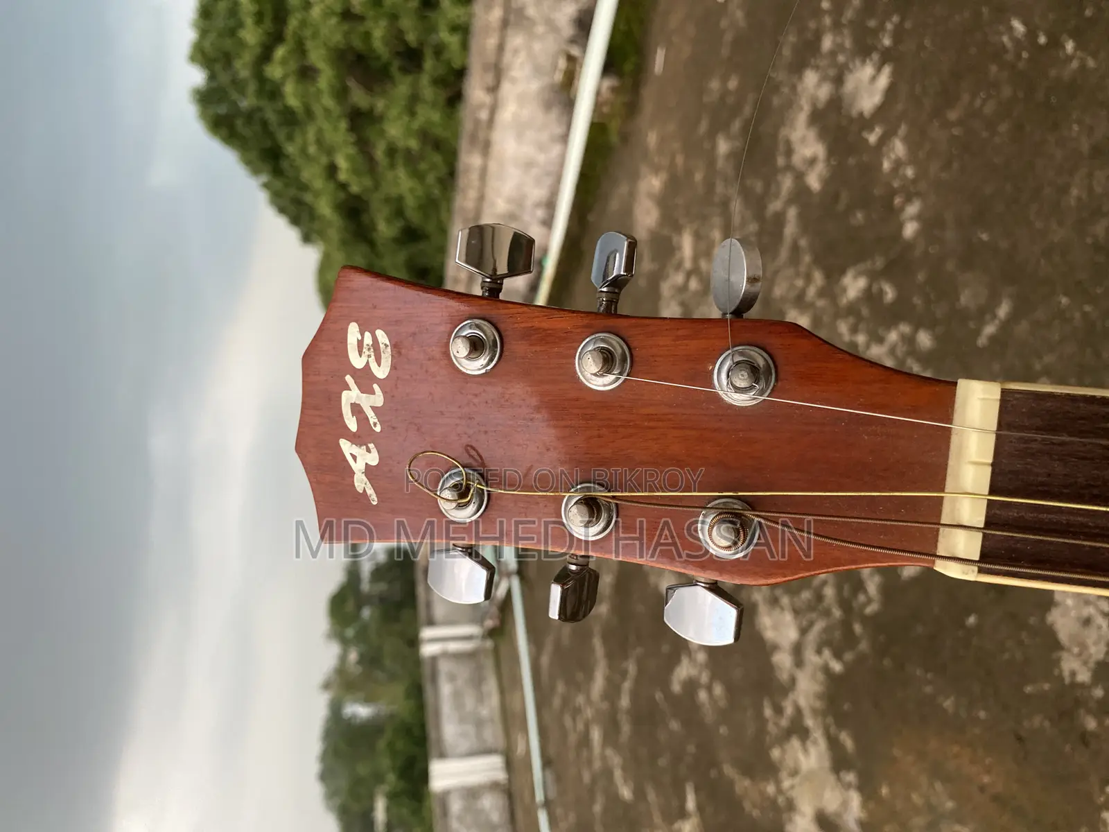 Axe Guitar