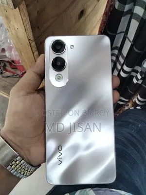 Vivo Y04 128 GB