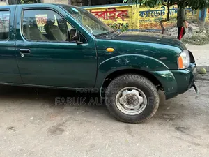 Nissan Navara 2.5 2006 Green