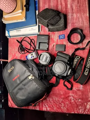 Canon Eos 1300d DSLR ক্যামেরা (ফুল সেট) – ছবি তোলার জন্য প্রস্তুত!