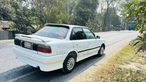 Toyota Corolla Sedan 1990 White