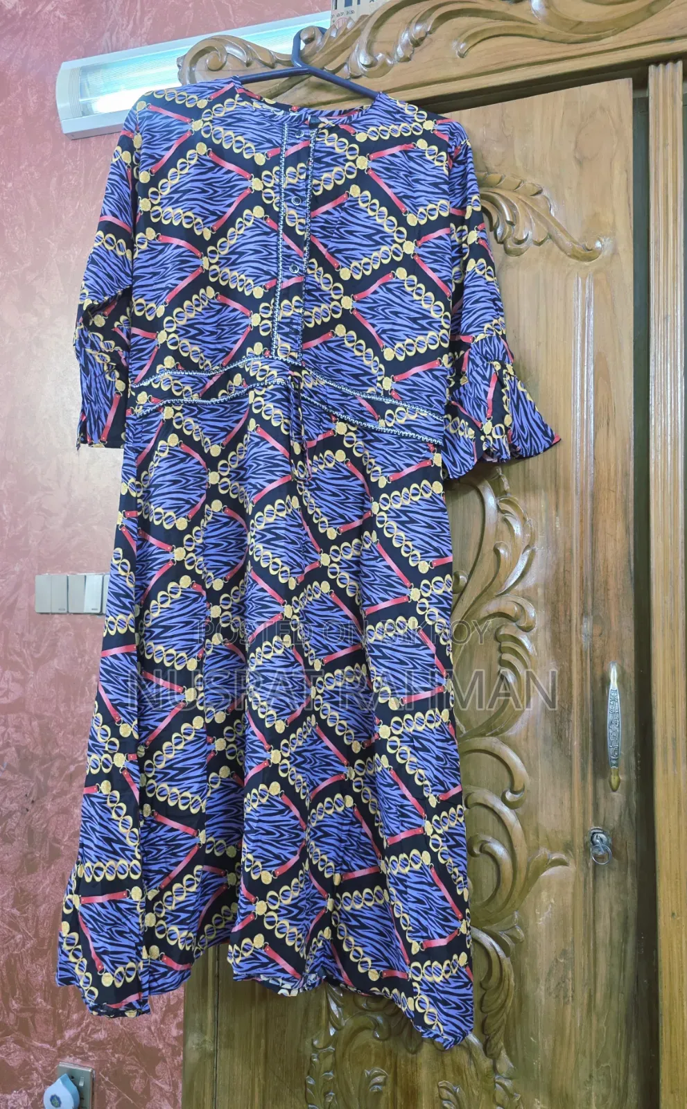 Sale Post