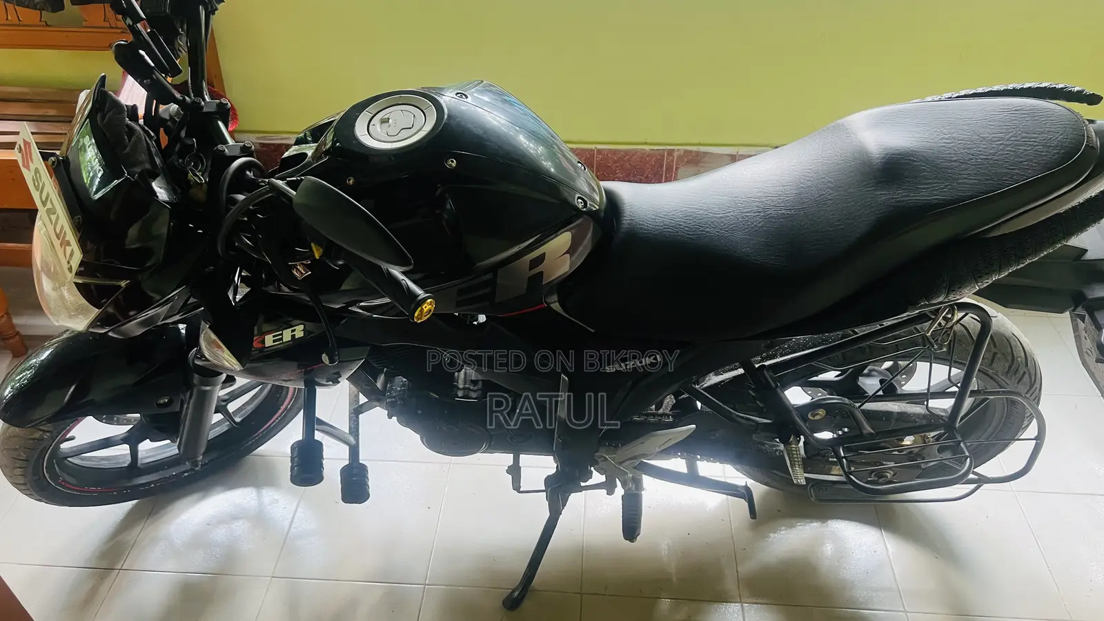 সুজুকি জিক্সার মনোটোন ২০২০ ব্ল্যাক