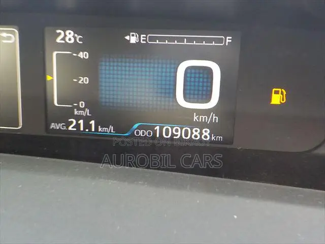 Toyota Prius 2018 Pearl