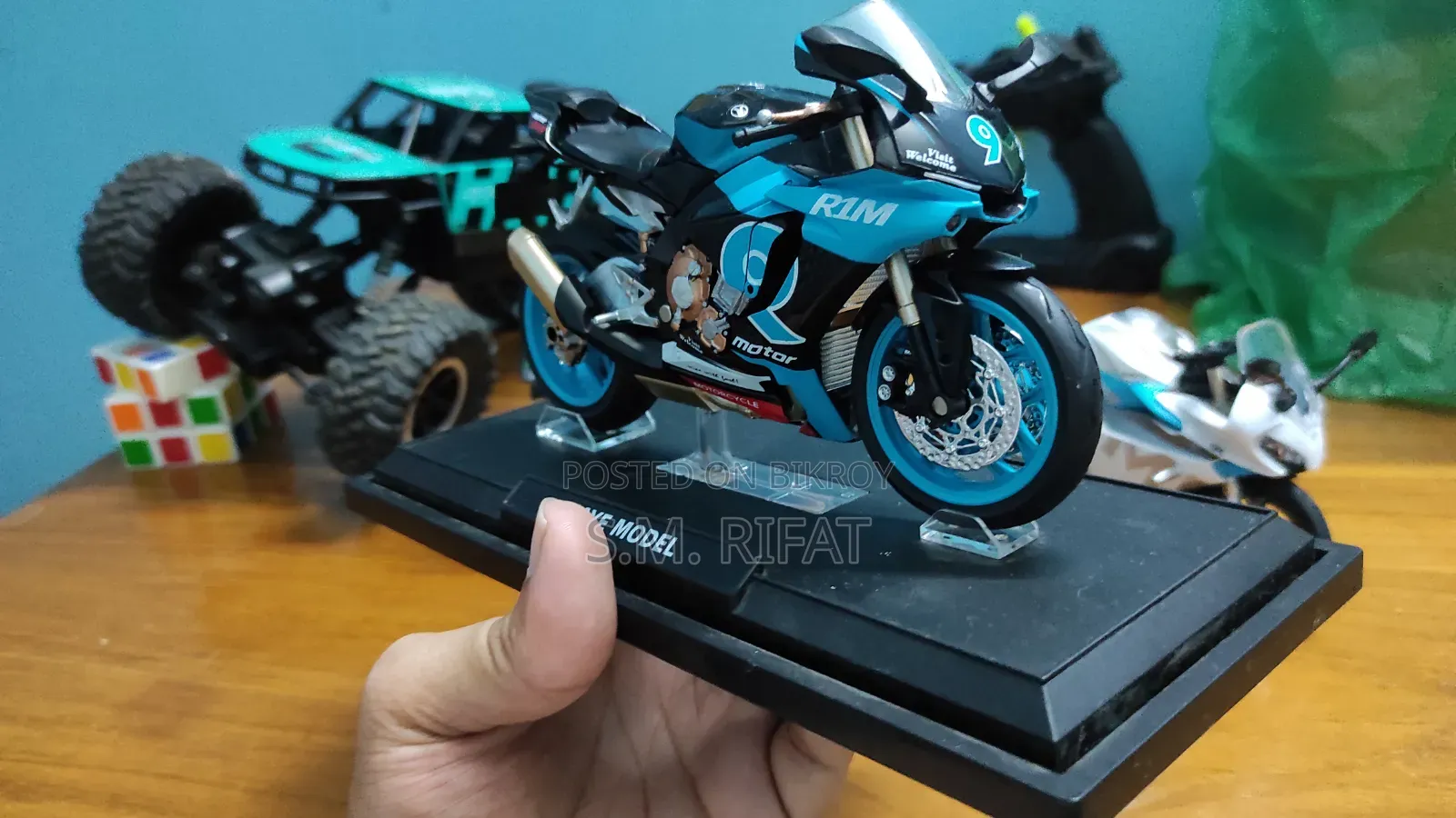ইয়ামাহা আর১এম (টয় ডাইকাস্ট মডেল)