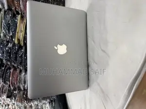 Apple MacBook 2012 8GB Intel Core I5 SSD 512GB