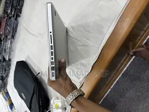 Apple MacBook 2012 8GB Intel Core I5 SSD 512GB
