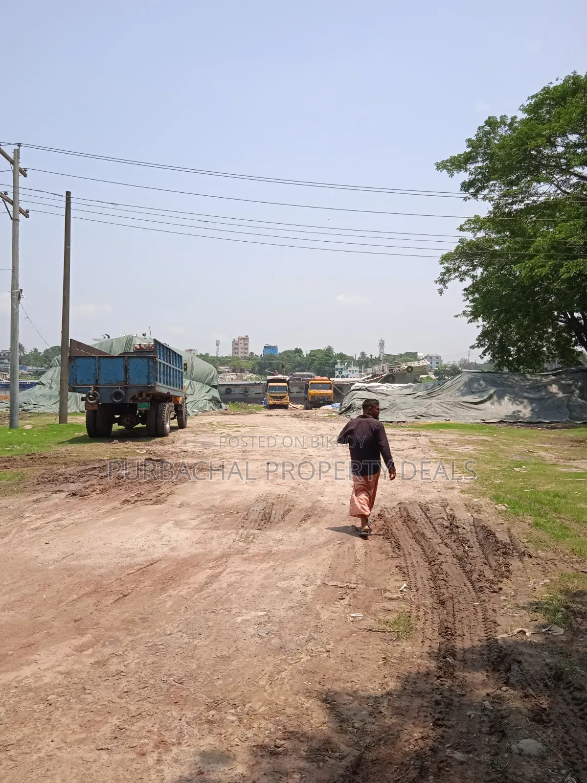 95 Decimal Commercial Land for Sale with River View in Industrial Zone