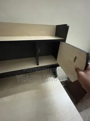 পড়ার টেবিল (Study Table)