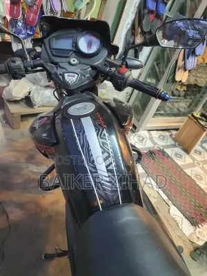 TVS Apache RTR 160 2V 2021 Black