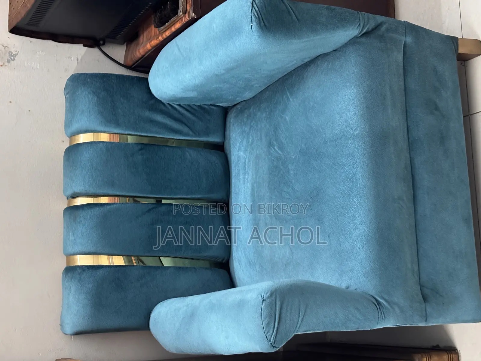 Used Sofa Table Set