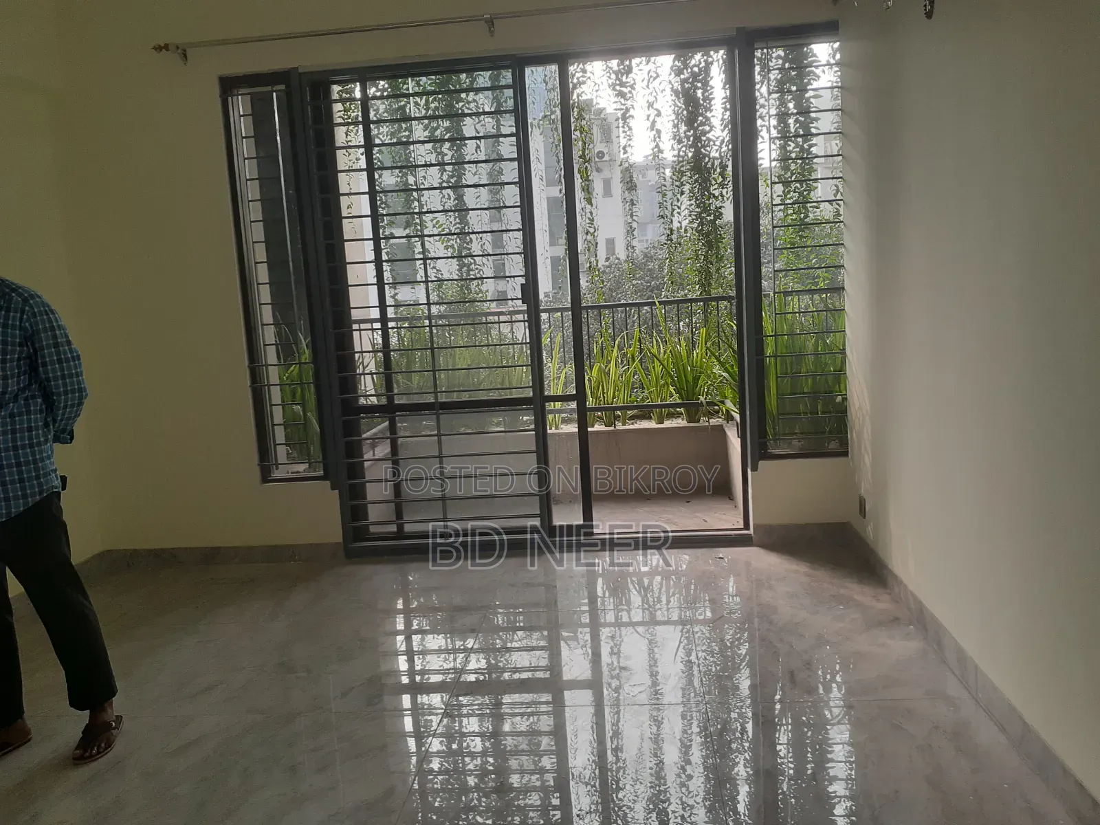 গুলশানে ৪ বেডরুমের অ্যাপার্টমেন্ট ভাড়ার জন্য