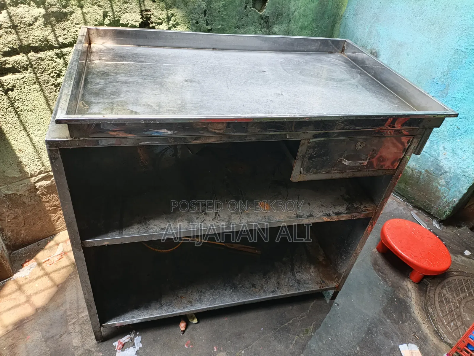চায়ের দোকানের আসবাবপত্র