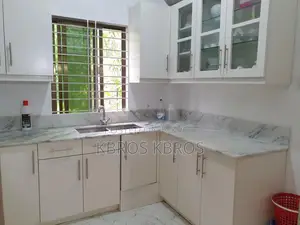 সুবিদ বাজারে ভাড়ার জন্য ফার্নিশড ৩-বেডরুম ফ্ল্যাট ব্লক