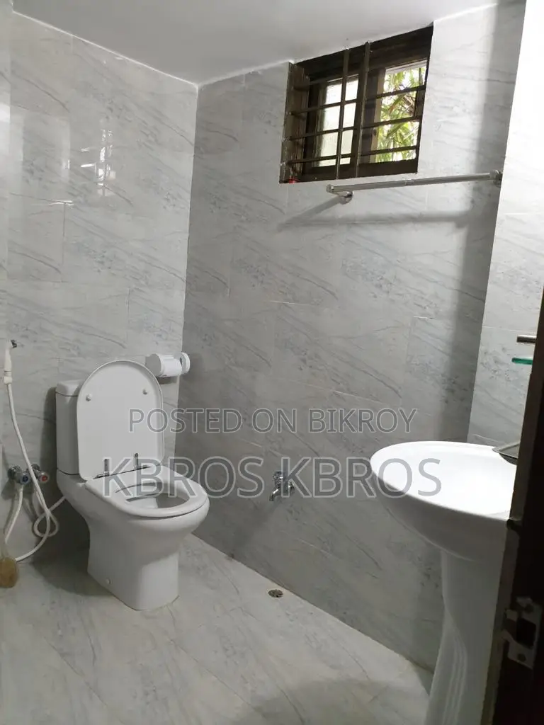 Furnished 3 bedroom Block of Flats in Subid Bazar for rent