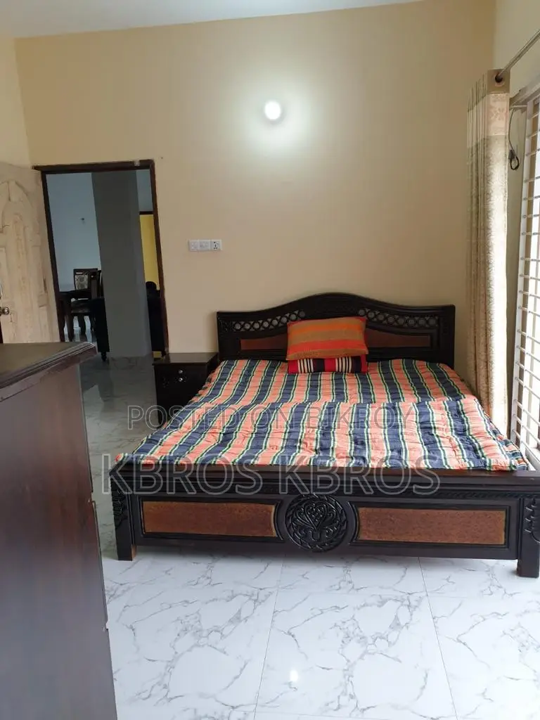 Furnished 3 bedroom Block of Flats in Subid Bazar for rent