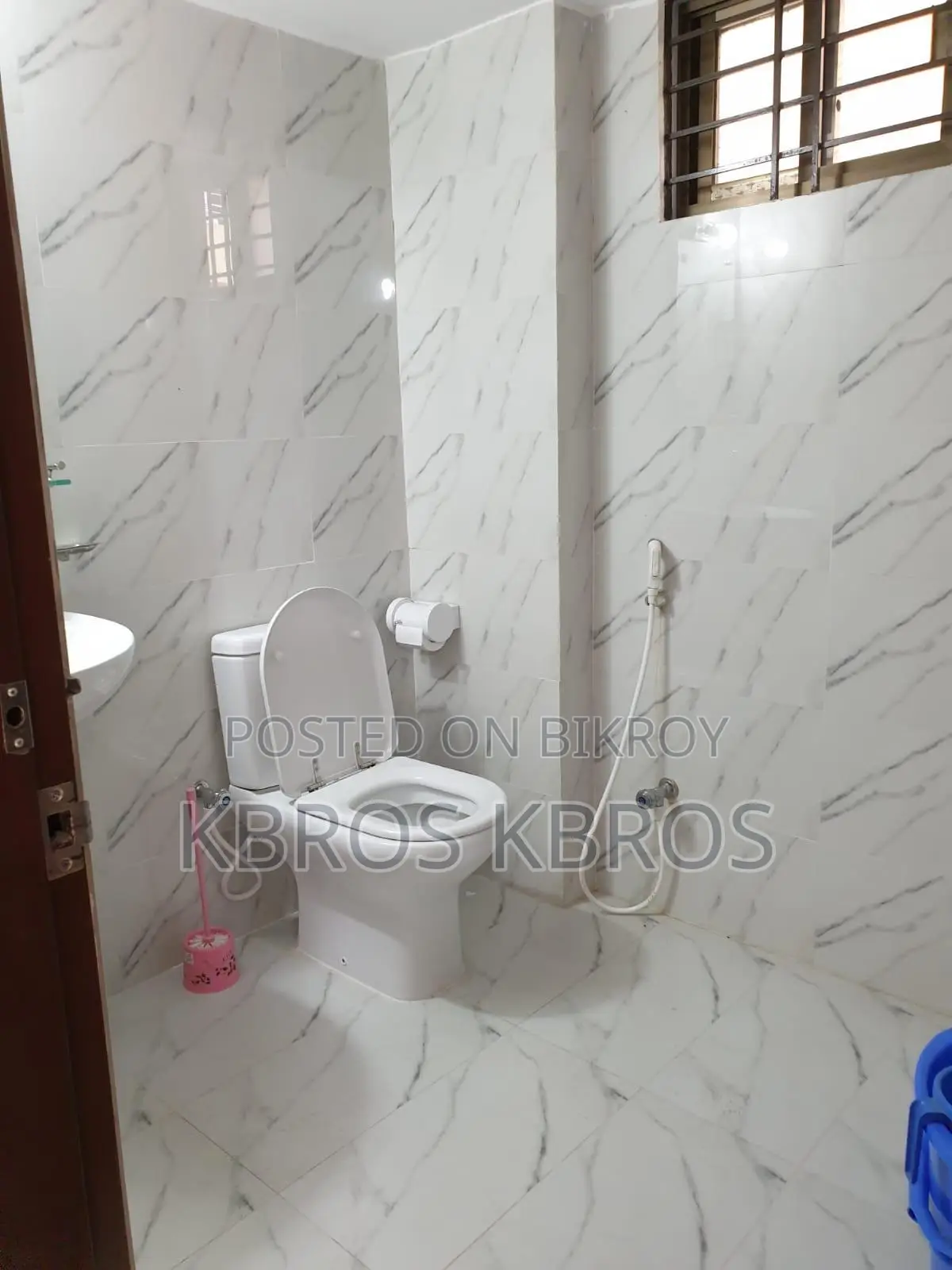 Furnished 3 bedroom Block of Flats in Subid Bazar for rent