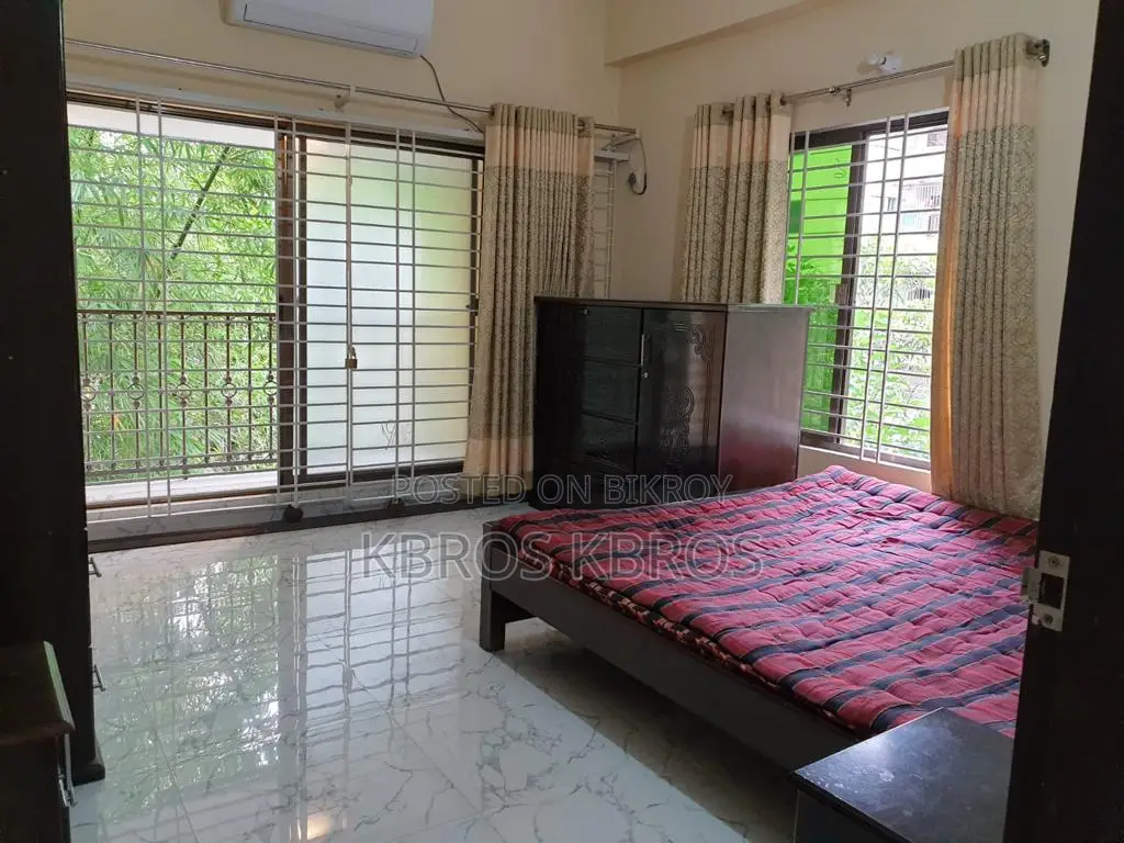 Furnished 3 bedroom Block of Flats in Subid Bazar for rent