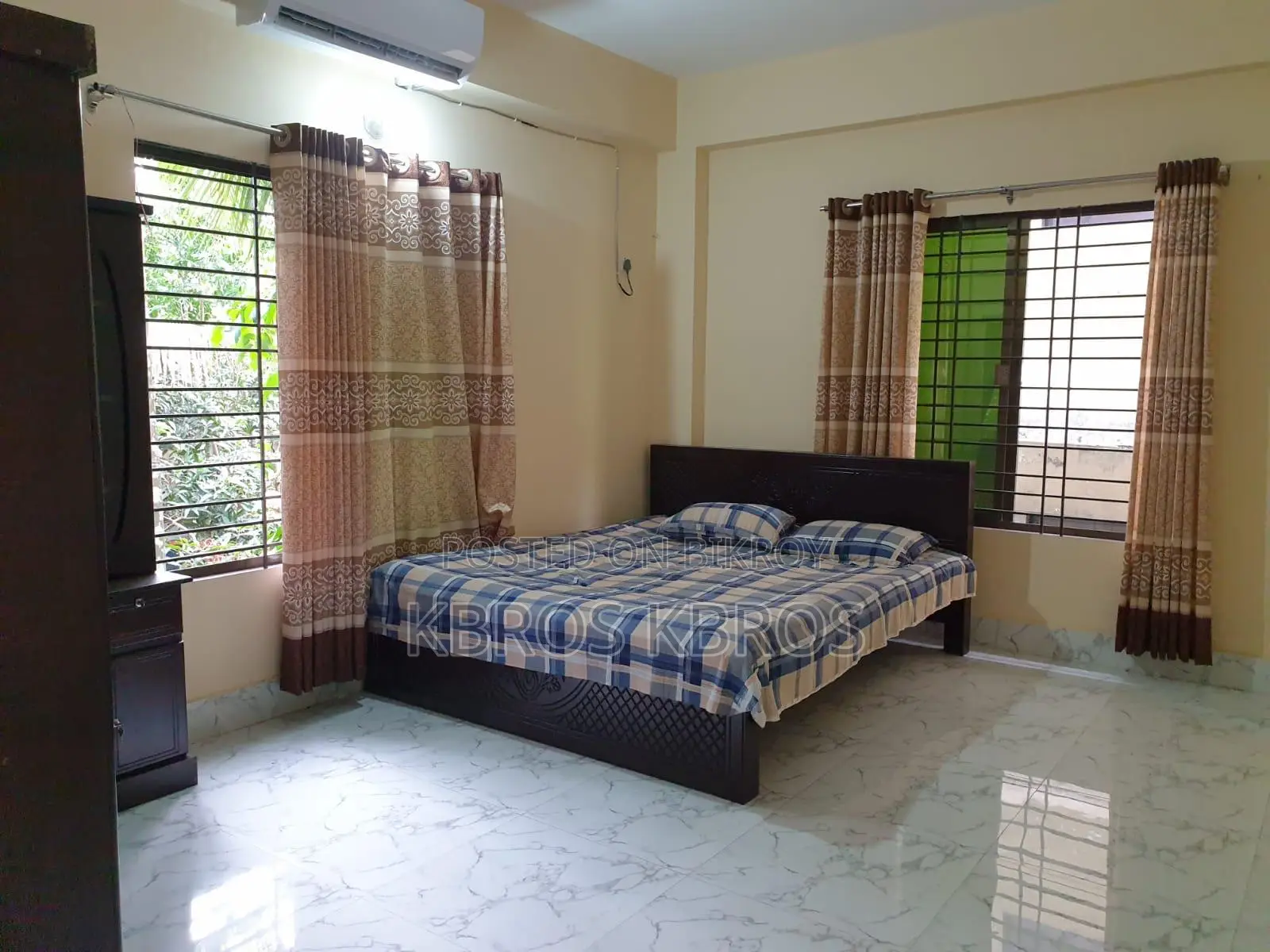 Furnished 3 bedroom Block of Flats in Subid Bazar for rent