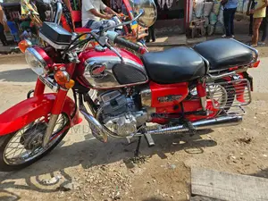 Roadmaster Delight 1984 Red