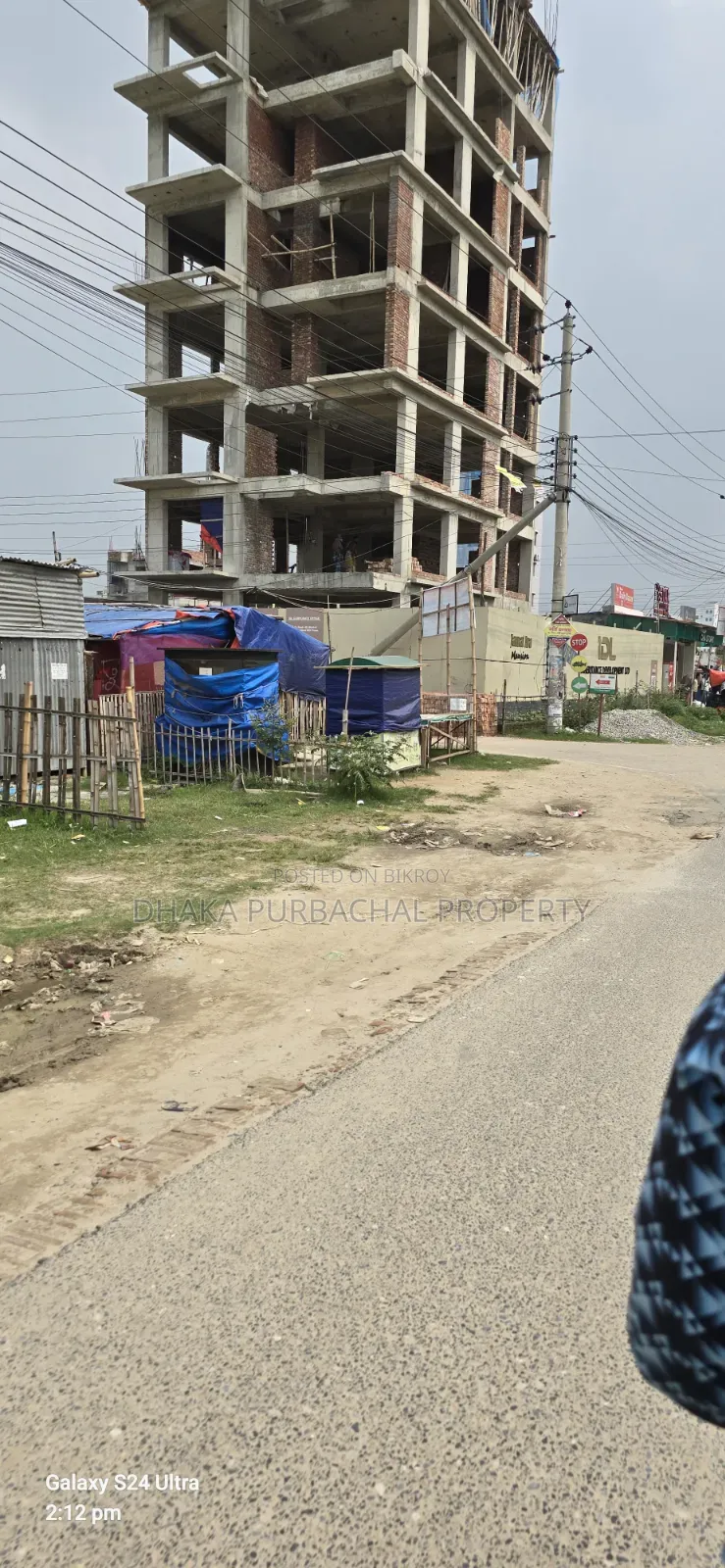 বসুন্ধরা -এন ব্লক হসপিটালের পাশে দশ কাঠা প্লট বিক্রয়
